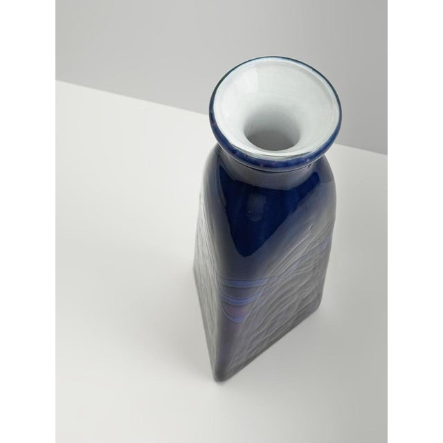 1990s Vintage Art Glass Vase by Colin Terris, 1990 For Sale - Image 5 of 11