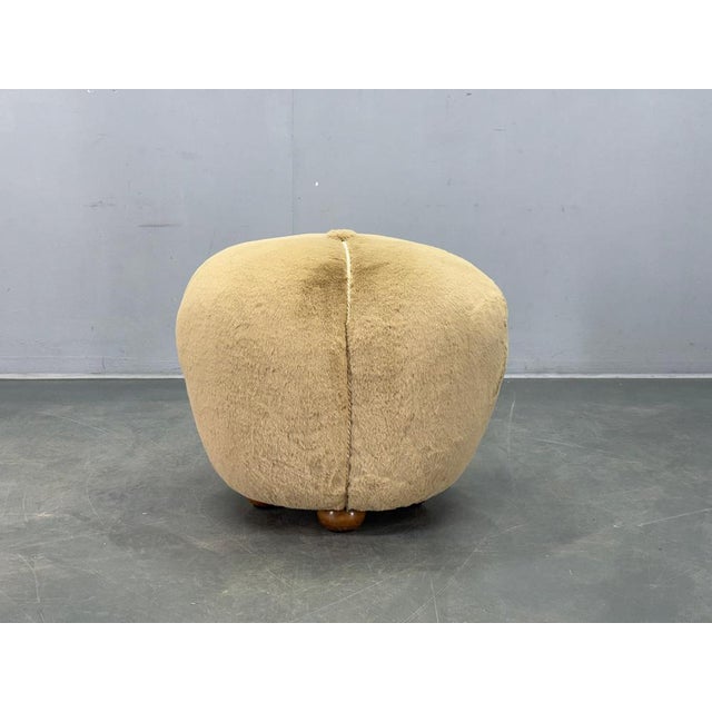Czech Art Deco Round Ottoman with Faux Rabbit Upholstery, 1940s For Sale - Image 3 of 8