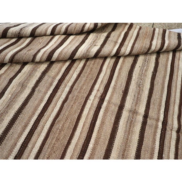 Charcoal Galerie Shabab Collection Mid-20th Century Turkish Flatweave Kilim Carpet For Sale - Image 8 of 8