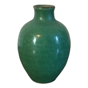 18th/19th Century Chinese Monochrome Glaze Green Porcelain Miniature Vase