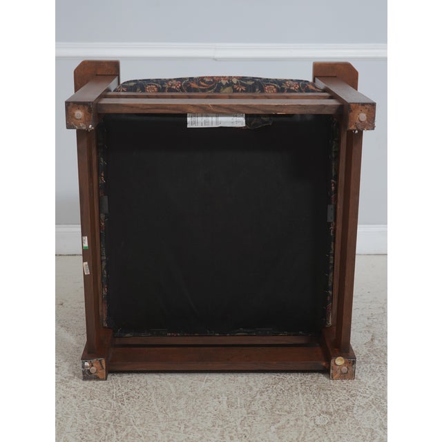 Stickley Mission Oak Eastwood Chair & Ottoman For Sale - Image 9 of 18
