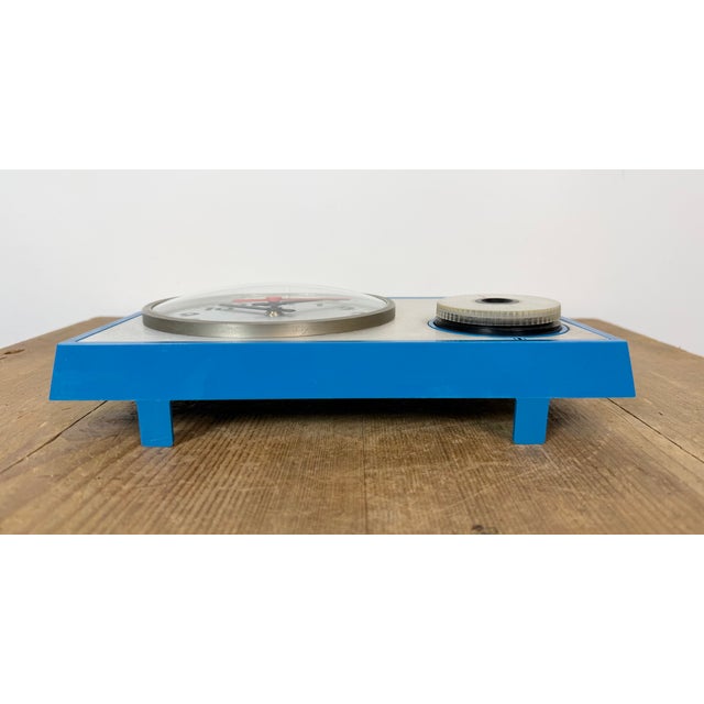 Blue Vintage East German Kitchen Wall Clock from Weimar, 1970s For Sale - Image 8 of 18