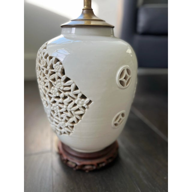 Mid-Century Blanc De Chine Reticulated Table Lamp For Sale - Image 9 of 10