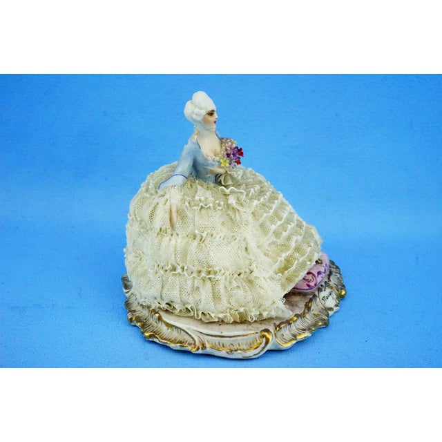 Luigi Fabris, Sculpture Venetian Lady, Crinoline Lace Flowers, 1890s, Porcelain For Sale - Image 4 of 18