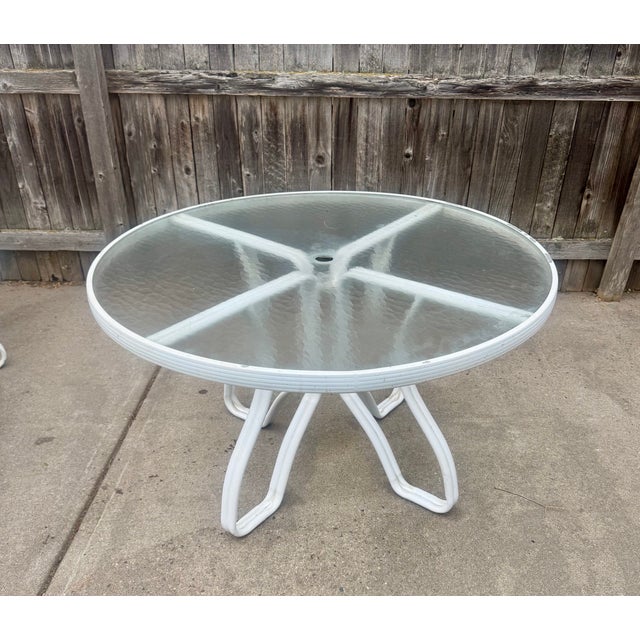 1980s Vintage 1980's Mallin Outdoor Dining Set For Sale - Image 5 of 10