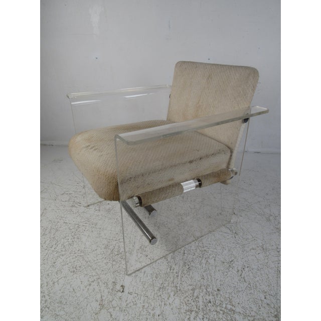 Textile 1960s Pair of Mid-Century Modern Lucite Pace Style Lounge Chairs - 2 Pieces For Sale - Image 7 of 12