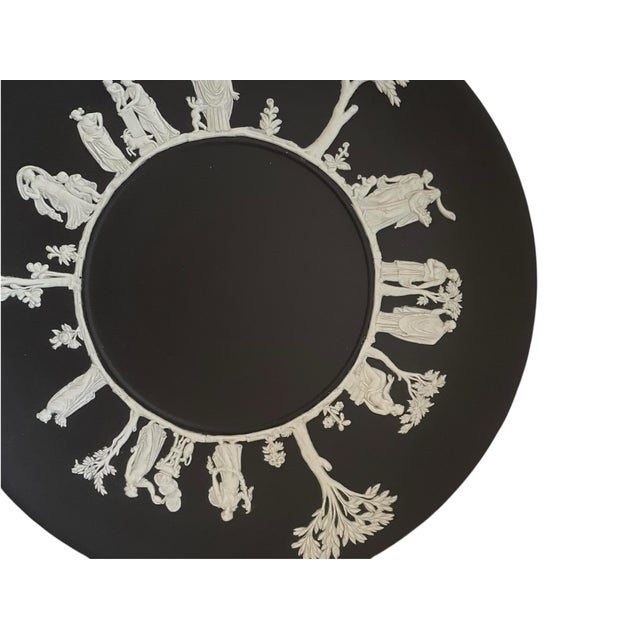 Wedgwood Vintage 70s/80s Wedgwood Black Jasperware the Sacrifice 9.5" Plate Neoclassical For Sale - Image 4 of 5