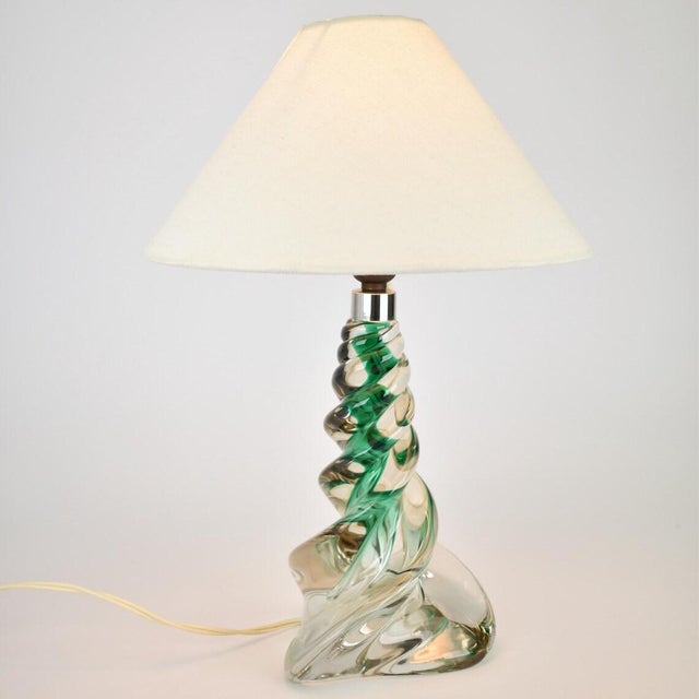 Emerald Vintage French Crystal Table Light | Mid Century Emerald Green Accent Light Bedside | Lead Twisted Glass | Val St Lambert Seguso Murano 1950 For Sale - Image 8 of 10