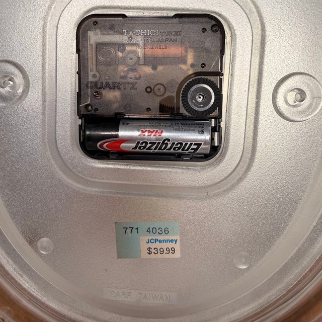 1970s Heirloom Quartz Oval Wall Clock Oak Wood Frame Gold Mid Century Modern MCM For Sale - Image 4 of 11