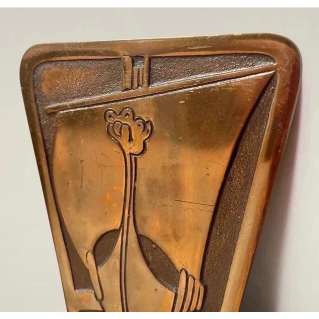 Mid-Century Modern Vintage Viking Ship Bookends in Brass-Toned Metal, Set of 2 For Sale - Image 3 of 8