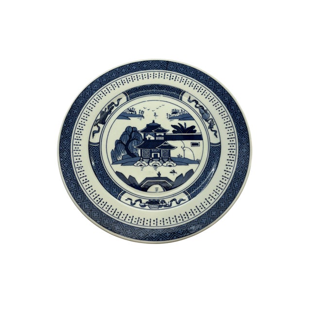 Chinoiserie Mid 20th Century Imperial Standard China Blue and White Chinoiserie Plates — Set of 8 For Sale - Image 3 of 17