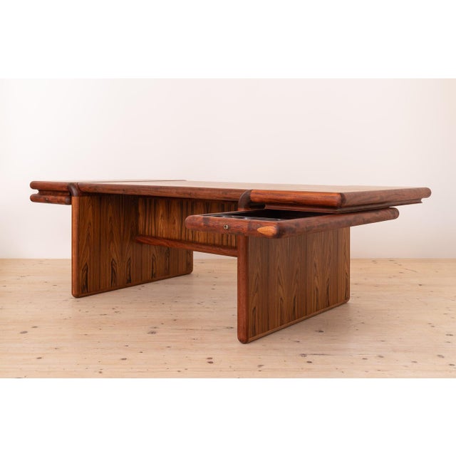 Supreme Executive Desk by Henning Jensen & Torben Valeur for Dyrlund, 1970 For Sale - Image 10 of 10