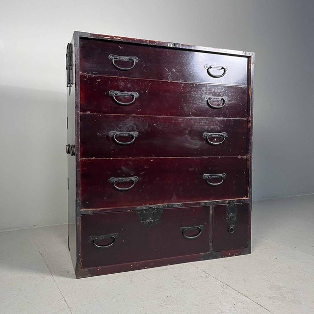 Meiji Era Tansu Sendai Isho-Dansu Chest, Japan, Late 19th Century For Sale - Image 4 of 17