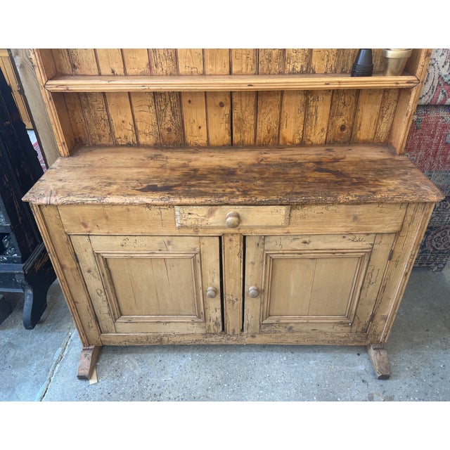 19th Century English Pine Welsh Cupboard For Sale - Image 9 of 10
