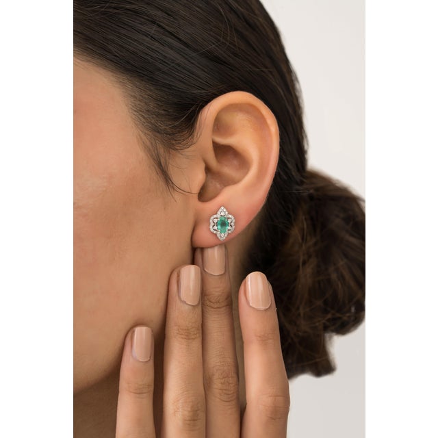 Art Deco Emerald Diamond Floral Cluster Vintage Stud Earrings in 14k White Gold- A Pair For Sale - Image 3 of 15