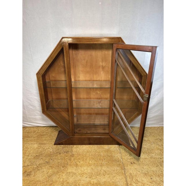 Art Deco Hexagonal Walnut Display Cabinet, 1920s-1930s For Sale - Image 3 of 10