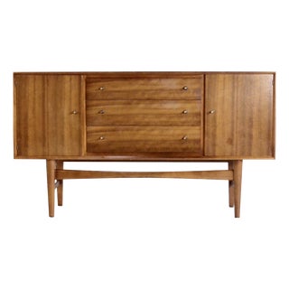 Walnut Sideboard from Gordon Russell, 1960s For Sale