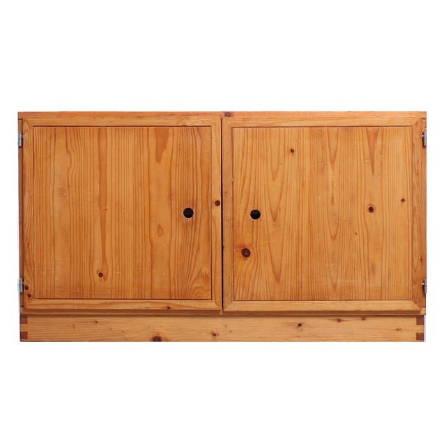 Small Sideboard in Pinewood attributed to Ate van Apeldoorn for Houtwerk Hattem, 1960s For Sale - Image 17 of 17