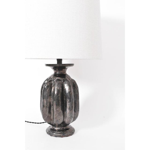 "Villandry" 33cm anthracite ceramic lamp, Barracuda Edition. "Villandry" anthracite ceramic table lamp made of a fluted...
