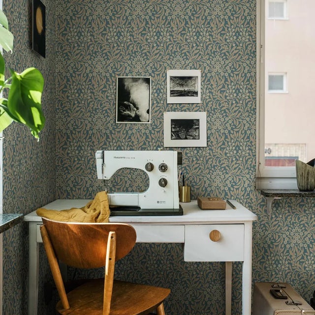 Mid-Century Modern Sample - Boråstapeter Kryddhyllan Wallpaper in Mineral For Sale - Image 3 of 4