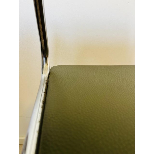 1970s Vintage Olive Desk Chair from Kovona, 1976 For Sale - Image 5 of 10