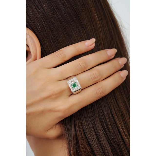 Classic Retro Inspired Emerald Cocktail Wide Band, Size 8.5 For Sale - Image 4 of 14