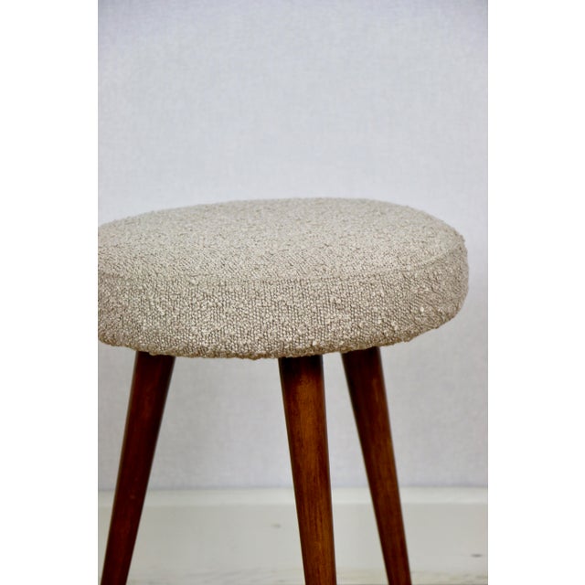 Vintage Beige Boucle Stool from Homa, 1970s For Sale - Image 4 of 7