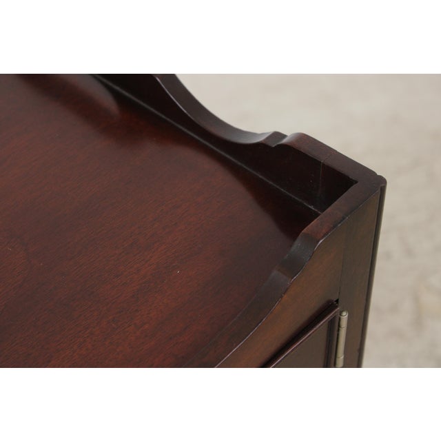 Pair Councill Craftsmen Mahogany Williamsburg Style Nightstands For Sale - Image 10 of 14