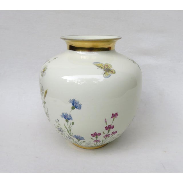 Wiesengrund Und Bergeshöh`n Vase from K&A Krautheim Selb Bavaria, 1940s For Sale - Image 4 of 18