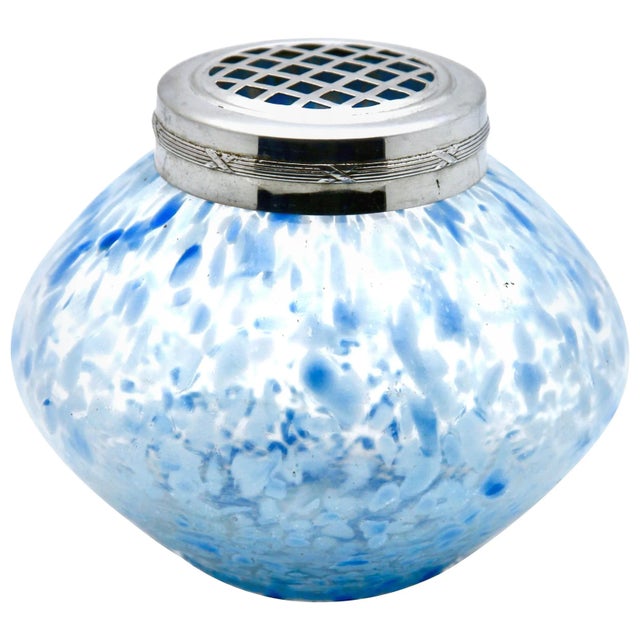 Glass Bohemian Pique Fleurs Vase with Grille & Flecked with Blue, Late 1930s For Sale - Image 7 of 7
