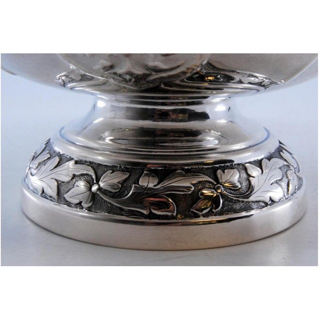 Silver Candy Box with Round Base, Reliefs and Floral Motifs For Sale - Image 3 of 10