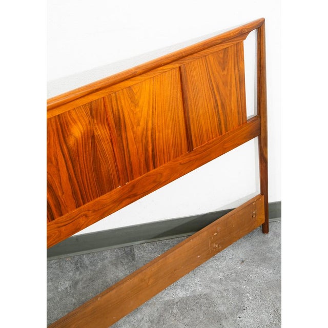Wood Mid Century Modern Headboard Bed Frame King Size Solid Walnut Wood Vintage MCM For Sale - Image 7 of 11