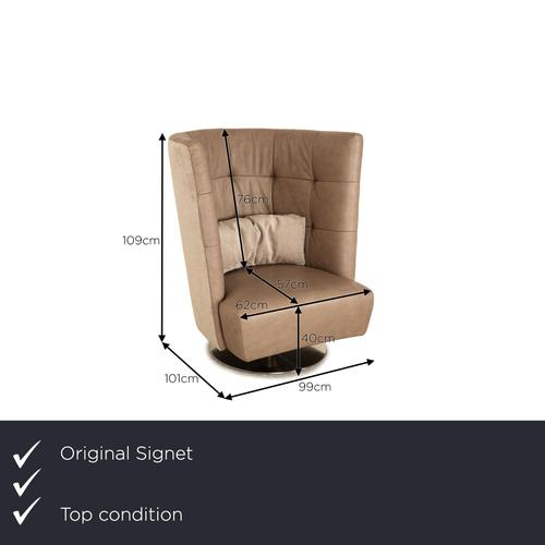 The Matheo armchair from Signet is covered in brown genuine leather and stands on a silver metal base. It is characterized...