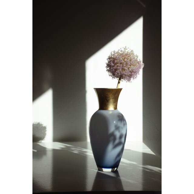 Early 21st Century Murano Vase in Gold by Mariana Iskra for Ribes the Art of Glass For Sale - Image 5 of 6