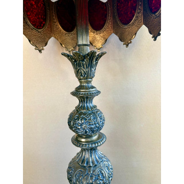 Vintage Loevsky & Loevsky Hollywood Regency Brass Table Lamp – L&l 43” Tall Moroccan Filigree Shade – Metal Casting Co. – Large Ornate Statement Lamp For Sale - Image 9 of 12