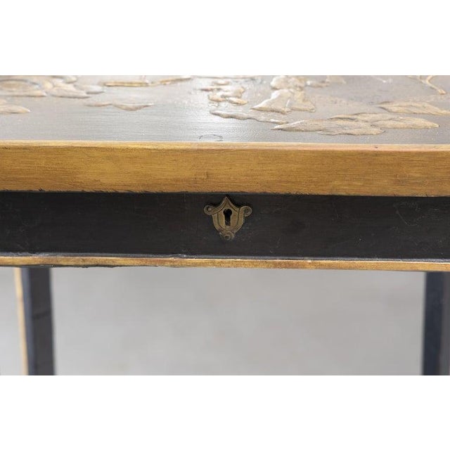 English Chinoiserie Ebonized Side Table For Sale In West Palm - Image 6 of 7