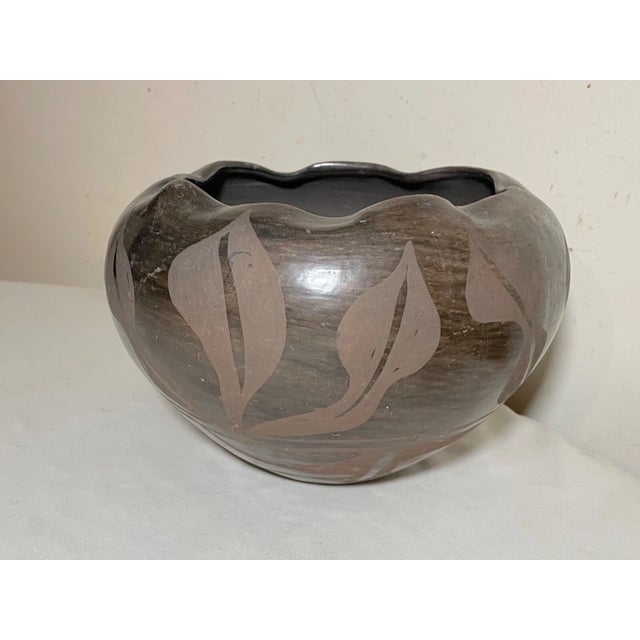 Black Large Antique Handmade Santa Clara Pueblo Native American Pottery Blackware Bowl For Sale - Image 8 of 13
