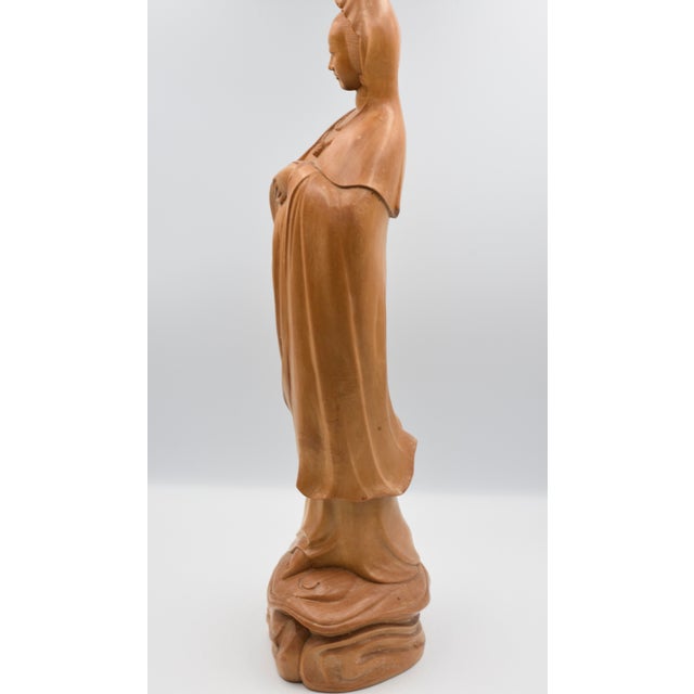 1960s Vintage Guanyin the Bodhisattva of Compassion Hand Carved Wood Statue Figure For Sale - Image 5 of 10