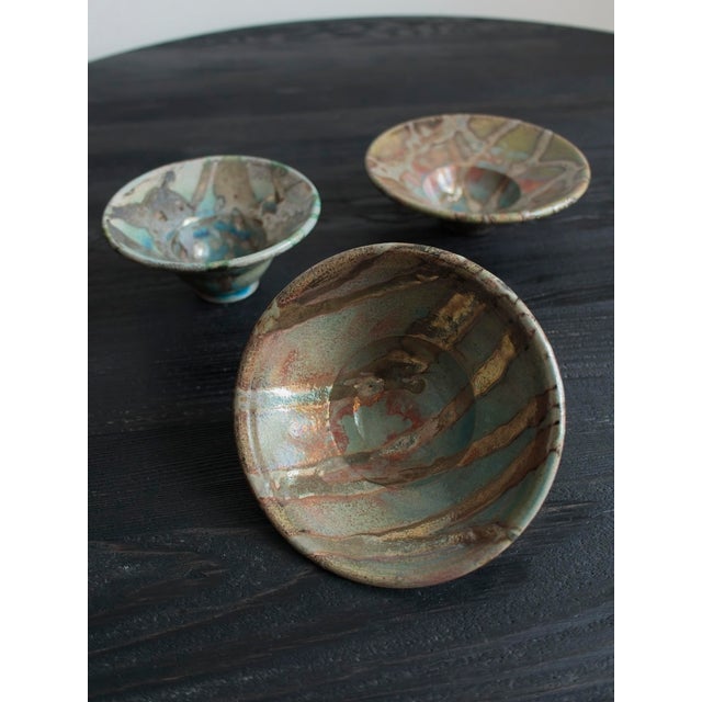 1990s Vintage Modernist Abstract Hand-Thrown Ceramic Bowls, 1990s, Set of 3 For Sale - Image 5 of 13