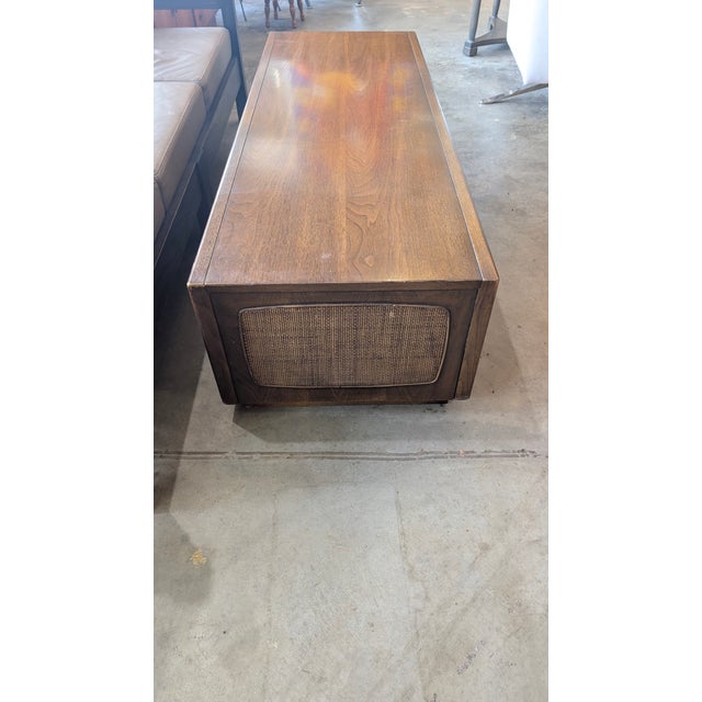 1960s 1960s Emphasis Attributed to Broyhill Premier Walnut Cocktail Table For Sale - Image 5 of 10