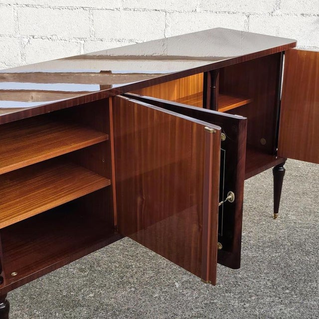 Mid-Century Modern Italian Flamed Mahogany Sideboard with Inlays, 1950s For Sale - Image 15 of 18