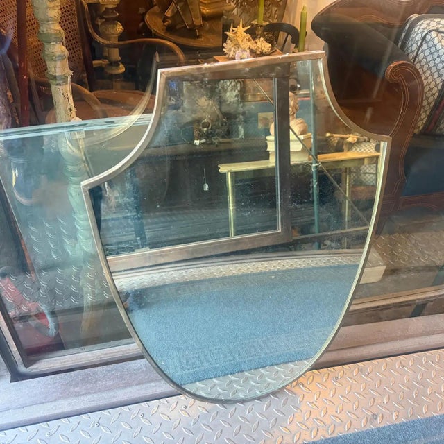 1950s Gio Ponti Style Mid-Century Modern Brass Shield Italian Wall Mirror For Sale - Image 9 of 13