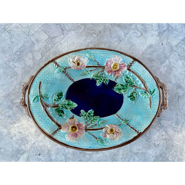 Late 19th Century 1880s Antique Victorian Majolica Serving Tray Catchall With Floral Relief For Sale - Image 5 of 6