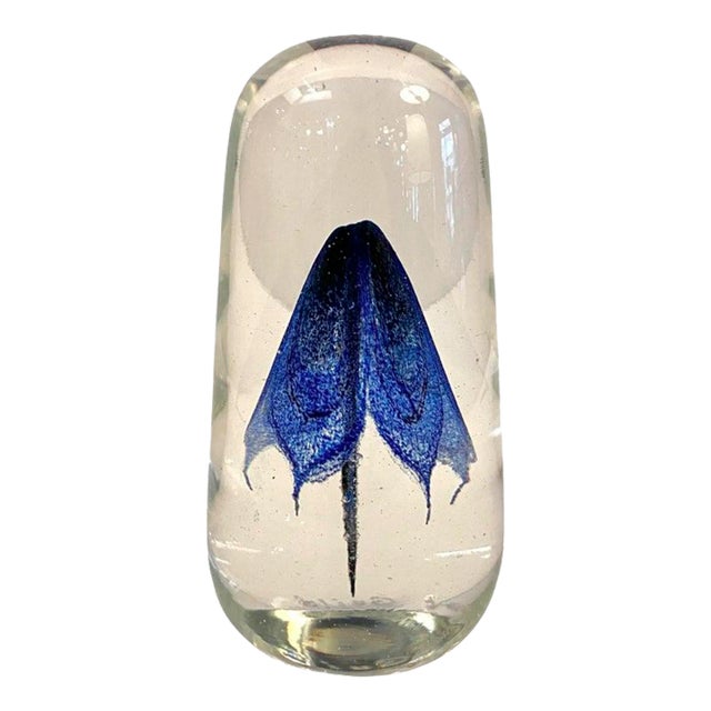 1980s Tall Art Glass Blue Swirl Jellyfish Paperweight For Sale