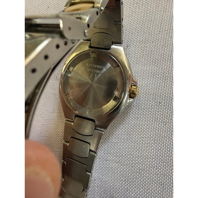Omega Omega Seamaster Professional 200m Ref. 396.1042 30mm Steel Vintage Lady Watch For Sale - Image 4 of 4