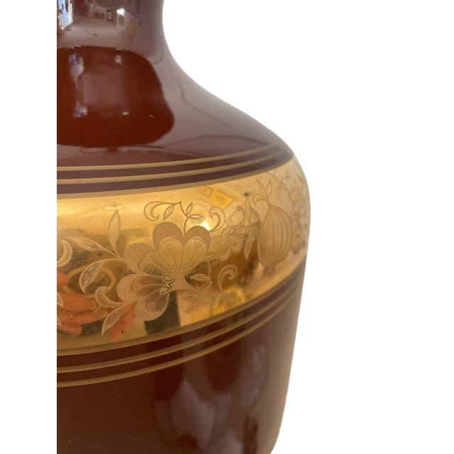 Mid 20th Century VTG Pair Ceramic Chocolate, Brown Gold Embossed Vase Lamps 32” For Sale - Image 5 of 10