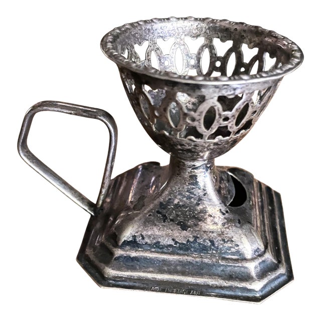 Mid 20th Century English Silverplate Epns Hard/Soft Boiled Egg Handled Server/Holder/Cup For Sale