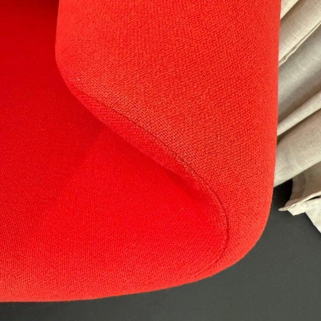 Scarlet 1960s "Ribbon" Lounge Chair and Ottoman by Pierre Paulin for Artifort For Sale - Image 8 of 18