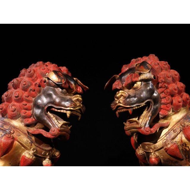 Monumental Pair of Vintage Gilt Bronze & Cinnabar Guardian Lions – Large Temple Foo Dogs For Sale - Image 9 of 12