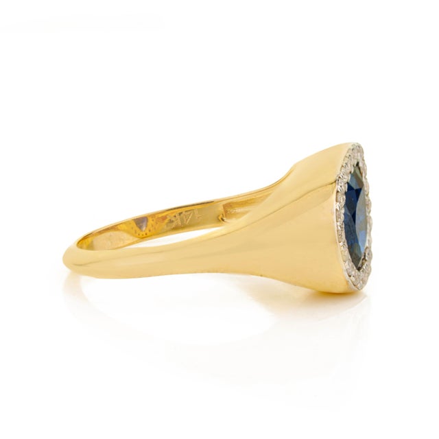Metal Vintage 1.5ct Pear Cut Blue Sapphire Diamond Ring 14k Yellow Gold Size 7 For Sale - Image 7 of 16